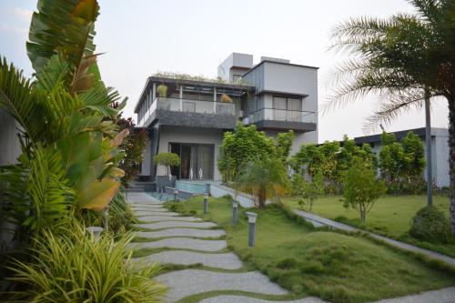 Hyderabad House | Quiet Haven Farm Stay