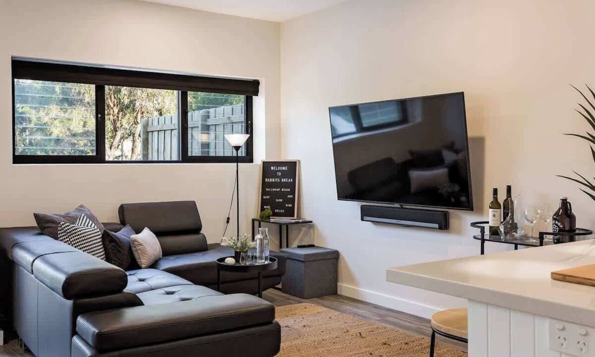 Yallingup House | Rabbits Break—Beachside Bliss Steps from Yallingup