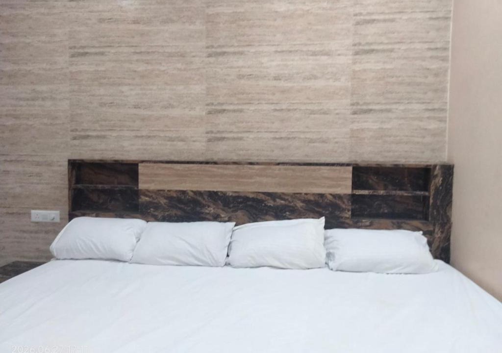 Auli House | Raghuvar Bhawan Guest House