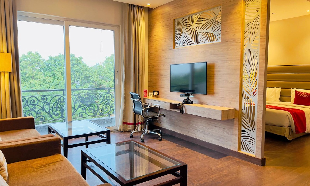 Aligarh Hotel | Ramada by Wyndham Aligarh GT Road