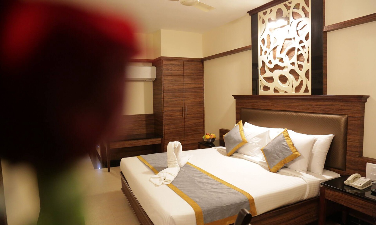 Vellore Hotel | Rangalaya Royal