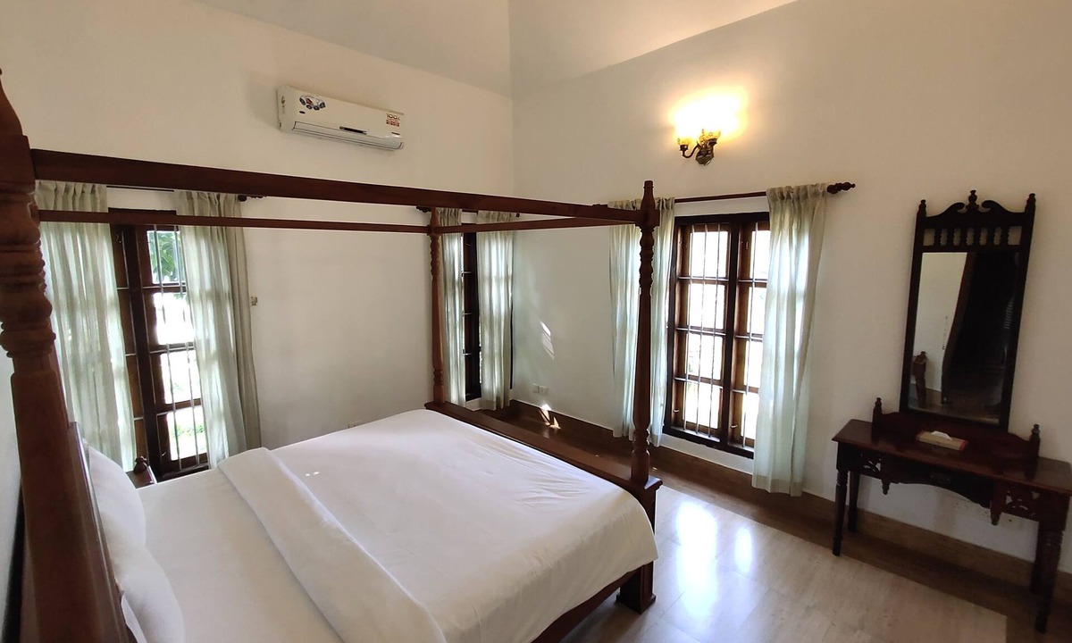 Irinjalakuda Hotel | Rasa Gurukul