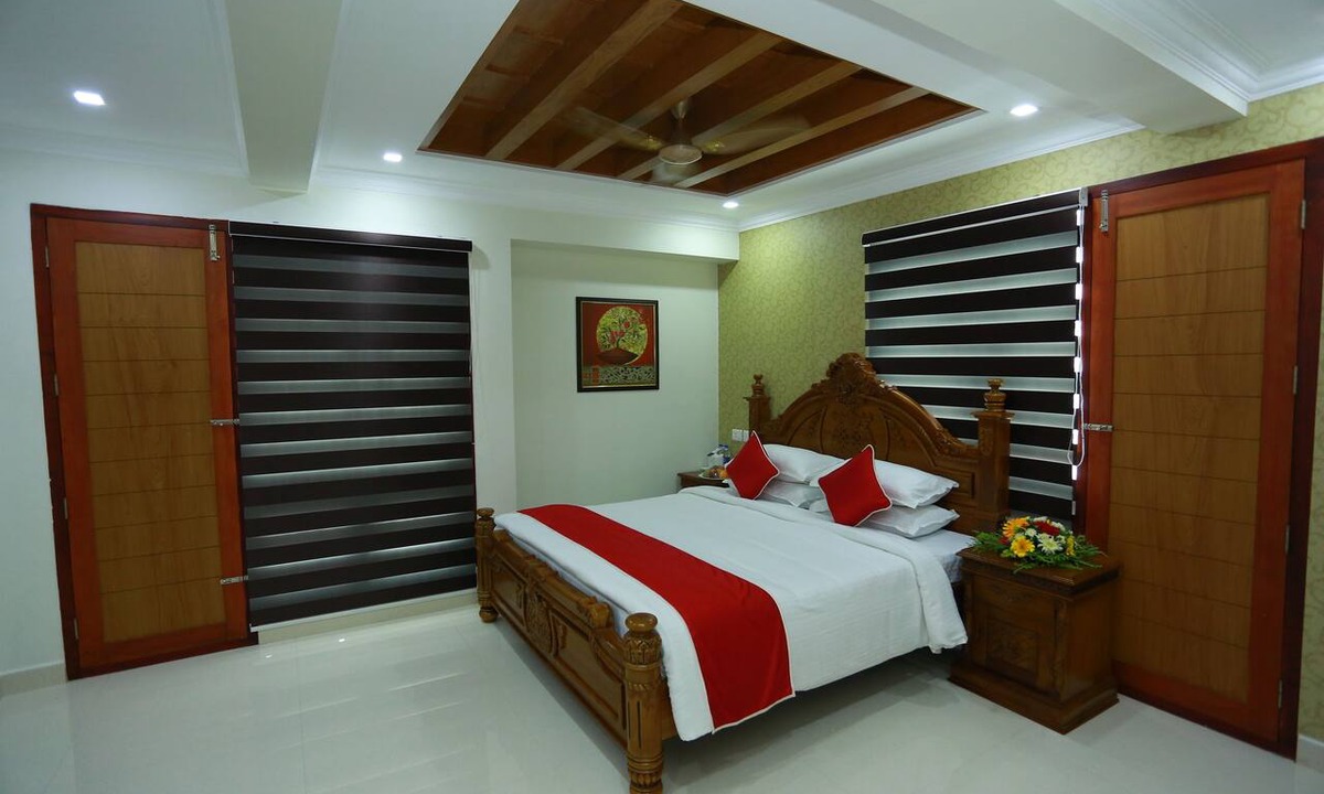 Neyyattinkara Hotel | RB Palace