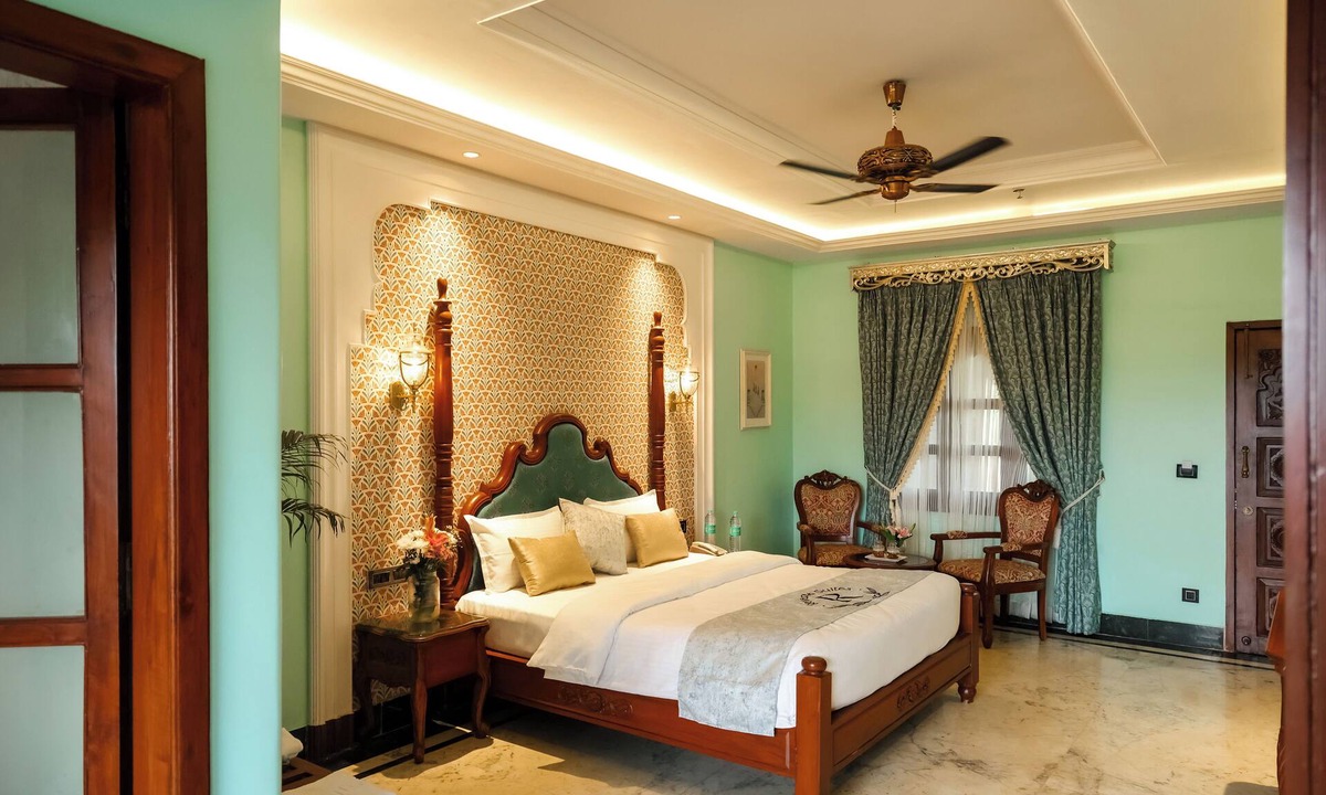 Vasai Hotel | Revanta Suites