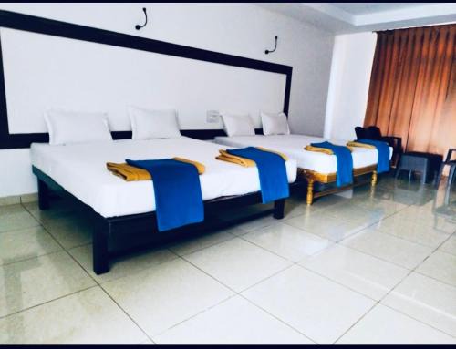 Kolhapur Bed & Breakfast | Richmond Hill