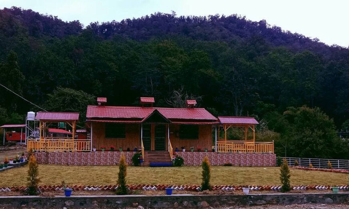 Sona Nadi Range Hotel | River View Bamboo Resort