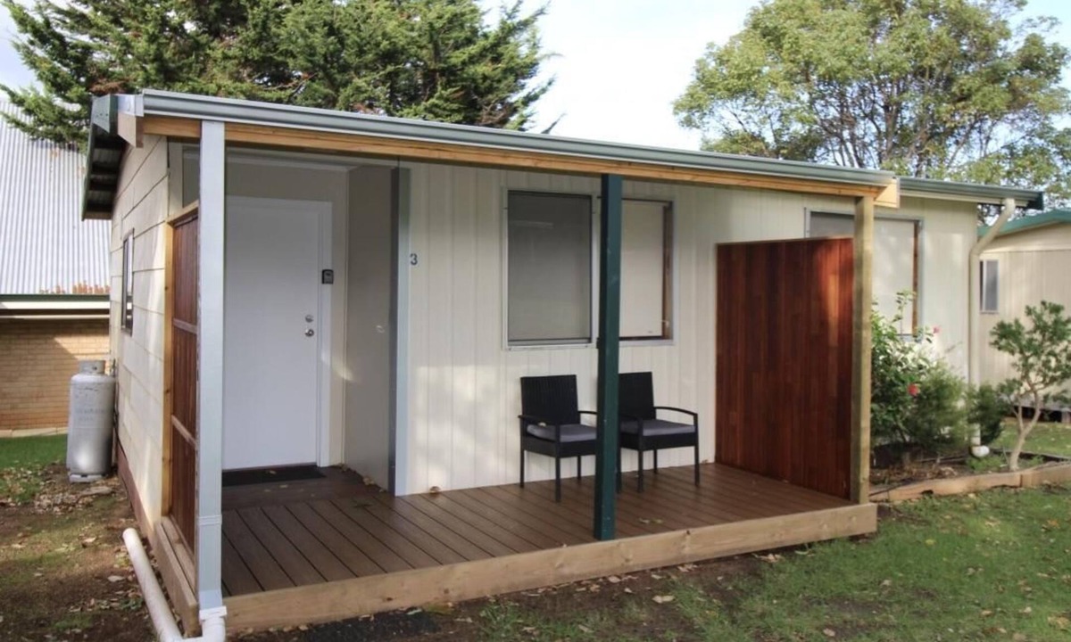 Augusta Cottage | Riverscape Cottage No.3 - Riverscape - unit 3 is an easy walk to the Blackwood River