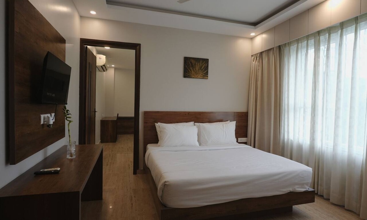 Tapovan Hotel | Royalistiq