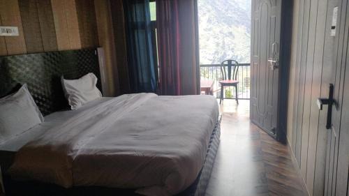 Gobind Dham Hotel | Rupli homestay