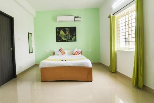 Nanganallur Hotel | Sai Residency