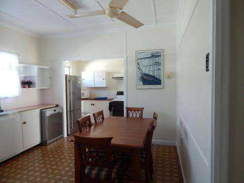 Lota House | Sailors Rest