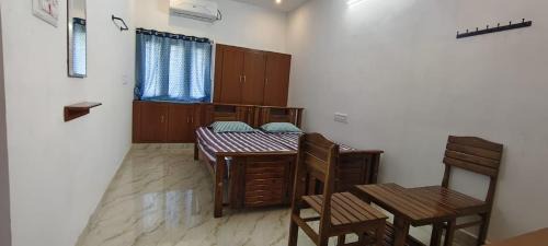 Dindigul Hotel | Santha Residency