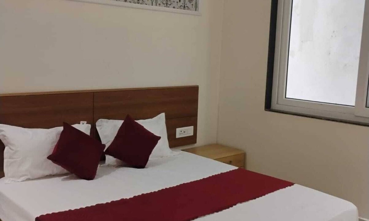 Mathura Hotel | Savadhani Place