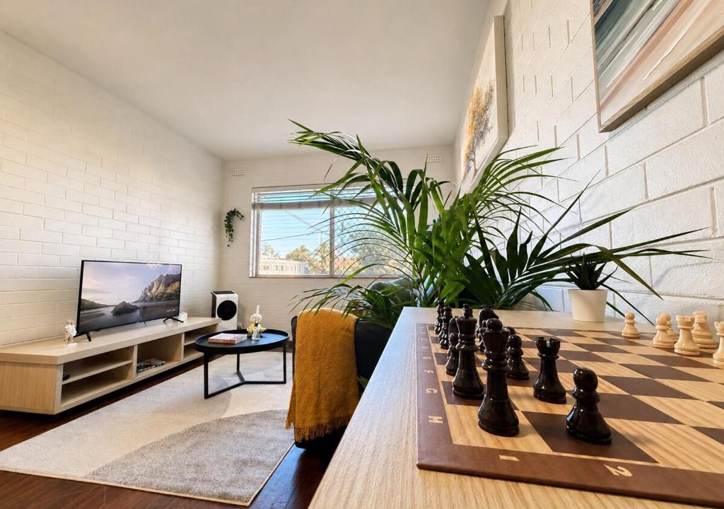 Scarborough Apartment | Scarborough beach, Free parking and wifi, walk to the beach, cafes