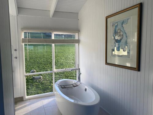 Sugarloaf House | Seacroft Beach House