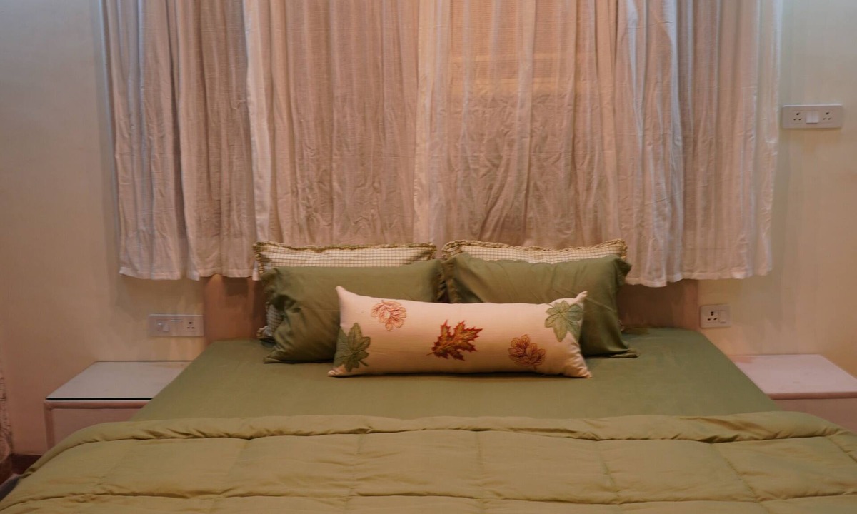 Agra Apartment | Shahatoot Stays For an experience as sweet as the shahatoot itself!
