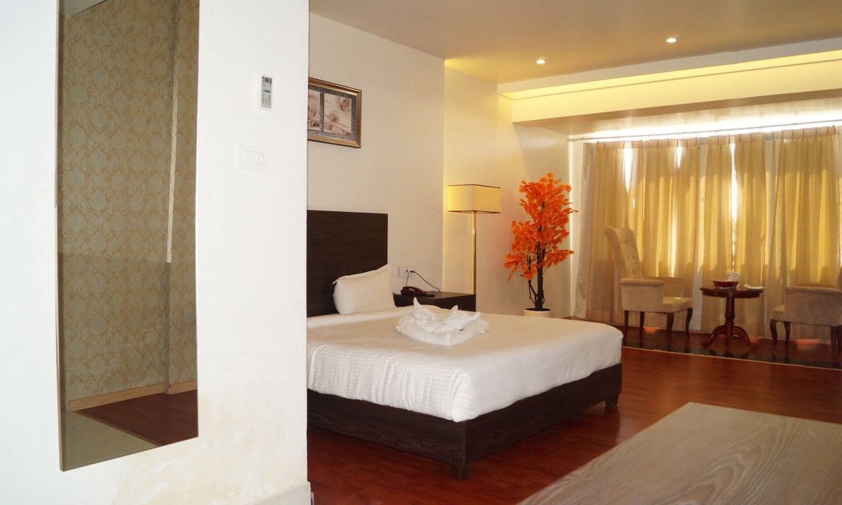 Bilaspur Hotel | Shiva Inn