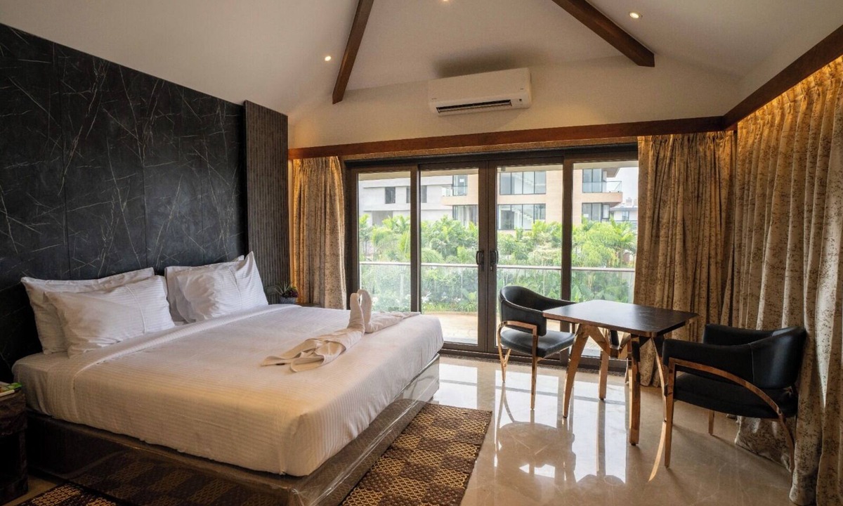 Injambakkam Hotel | Shoreland Leisure Stays