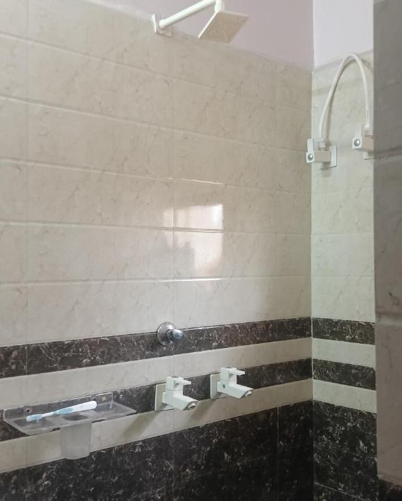Vrindavan House | Shri Bankey Bihari Yatri Niwas Homestay l Pandit Rambabu Gautam Ji Dharmshala तीर्थपुरोहित श्री धाम वृन्दावन l 3 minute walking to Bankey Bihari Temple l AC and Non AC room Available