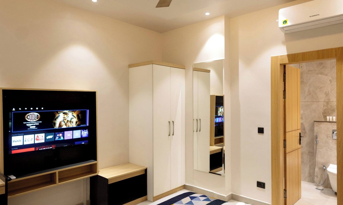 Sigra Hotel | Shri Govindam Banaras