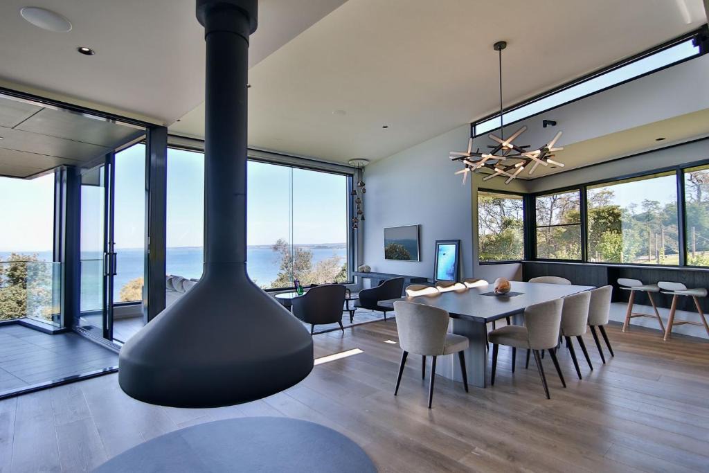 Somers House | Somers Sanctuary - Clifftop Luxury with Pool & Sauna