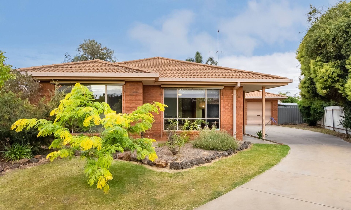 Echuca House | Spacious Family Friendly Home