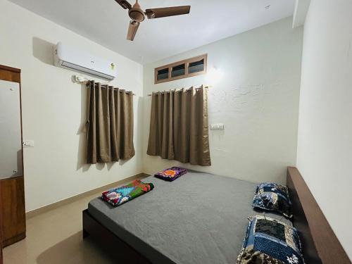 Hubli House | Spacious Family Home near Airport road Hubli