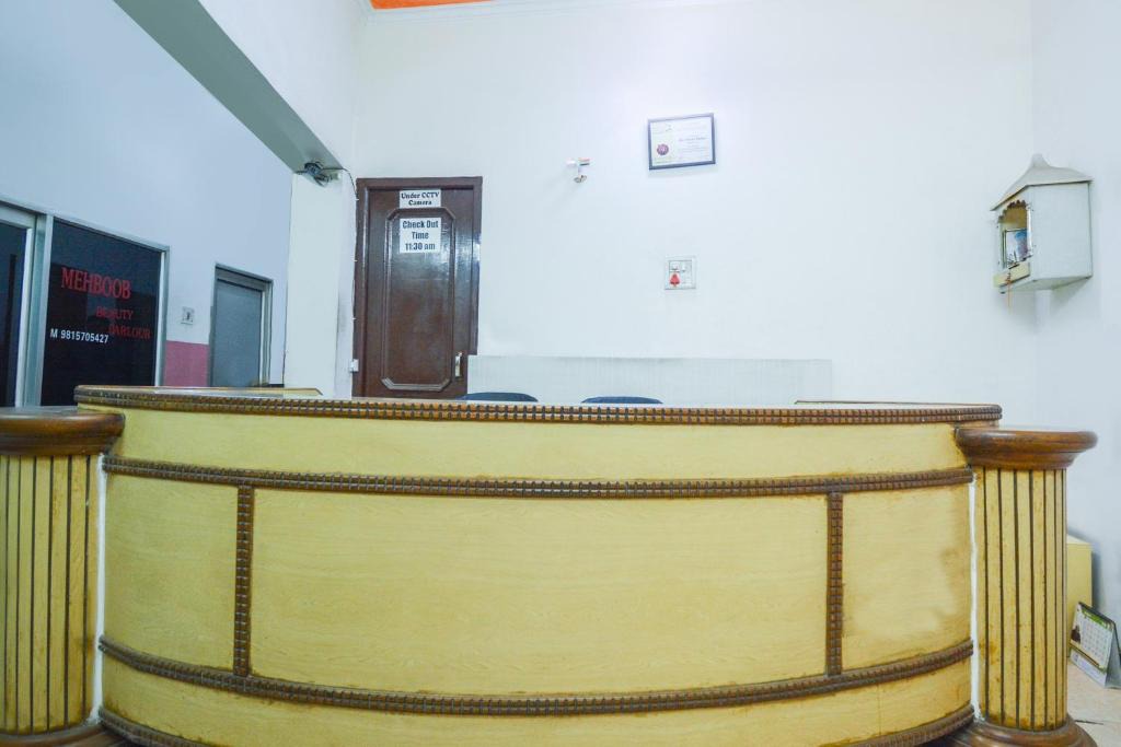 Sector 45 Hotel | SPOT ON 36686 Hotel Om Shanti Palace