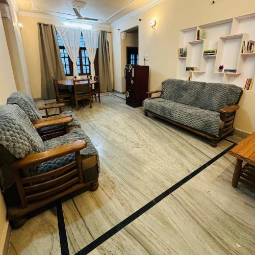 Hyderabad Apartment | Star Guest House - Premium 3BHK Serviced Apartment