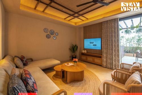 Mansarovar Villa | StayVista at Miorah Chalet with WiFi, Pool, TV