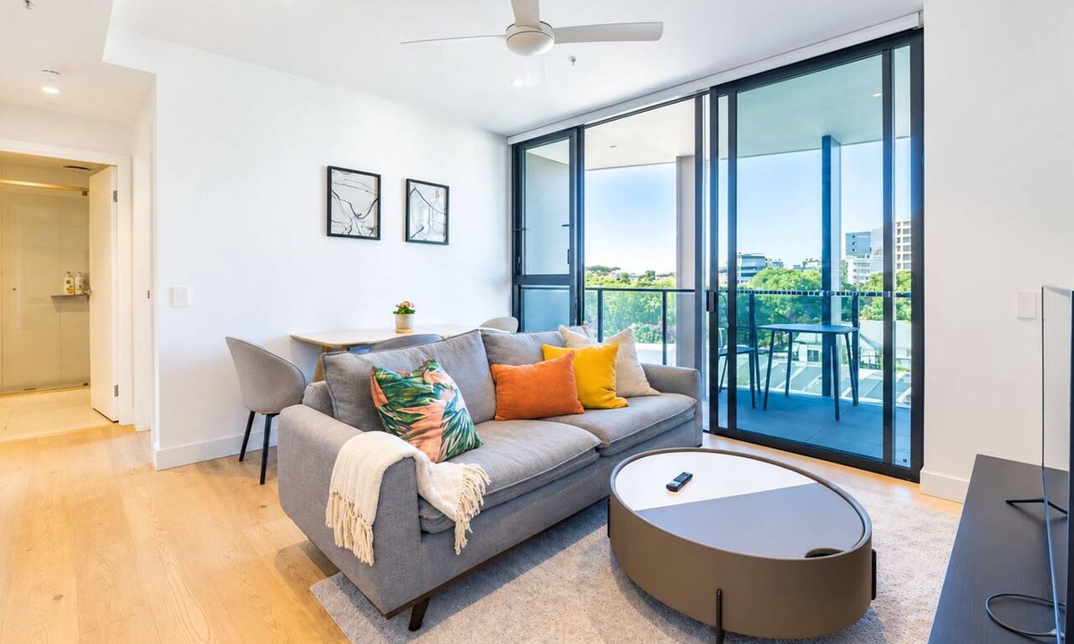 Milton Apartment | Stylish Flat in Milton - Near cultural & BNE City