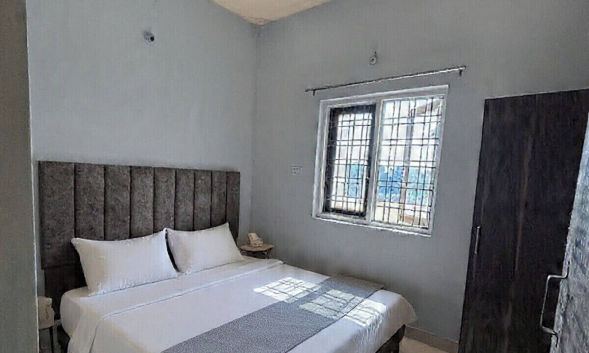 Jabalpur Hotel | Sukoon B & B