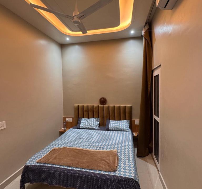 Jhusi House | Sunita Kunj