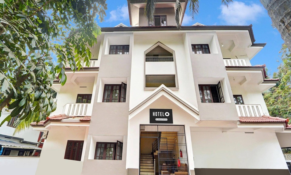 Kozhikode House | Super Hotel O West Hill Mietra Hospital