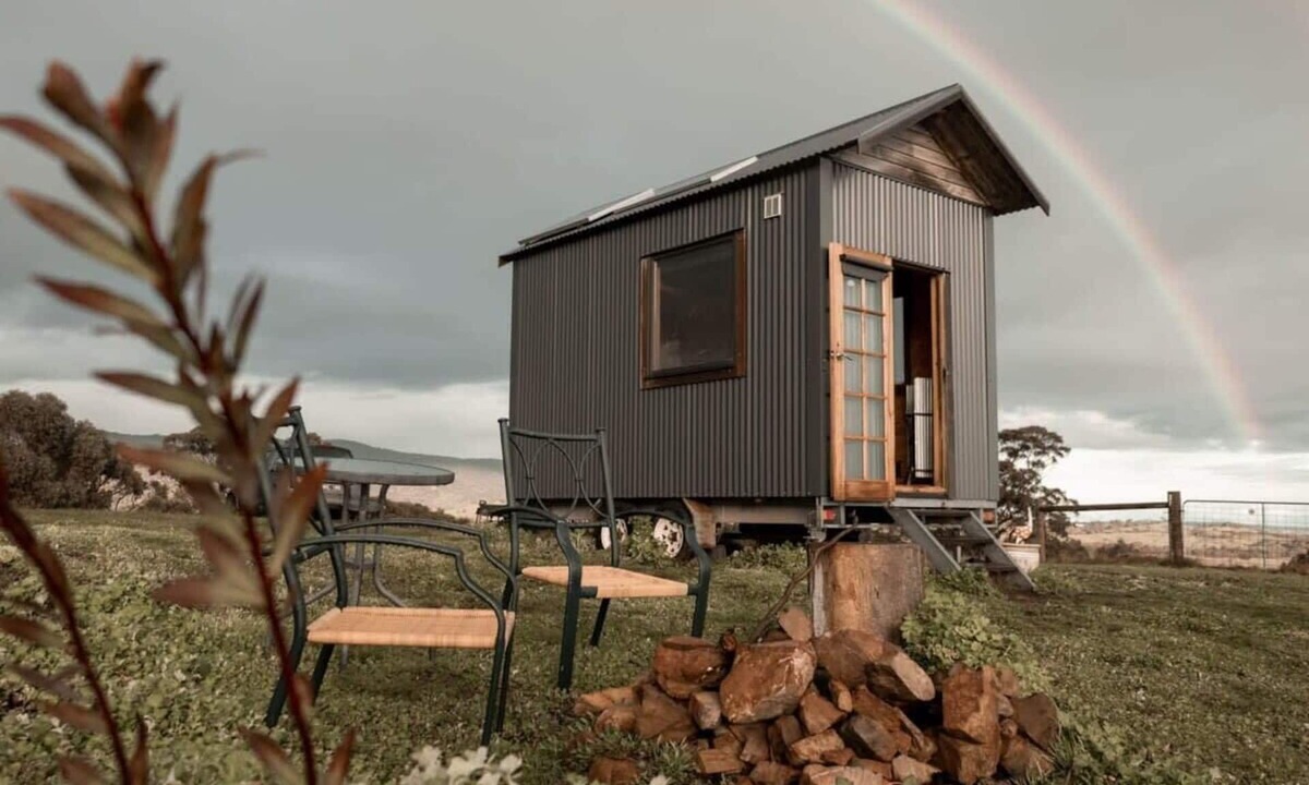Tallarook House | Tallarook Hilltop Tiny House 1 by Tiny Away