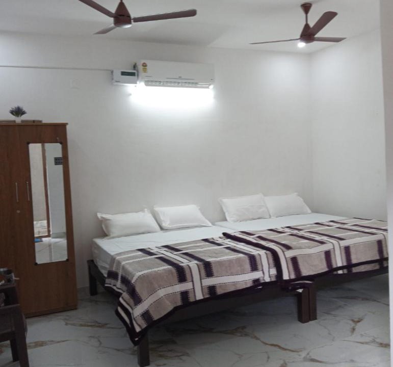 Coimbatore Cabin | Tanvi Residency