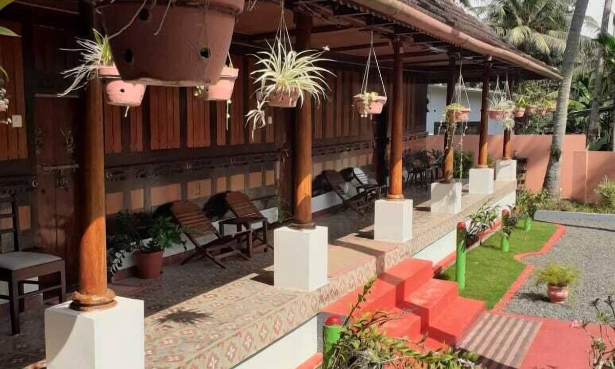 Vaikom Villa | Tentgram Alleppey Riverfront