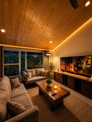 Kumarhatti Bed & Breakfast | The Bialto by Asemont Estate