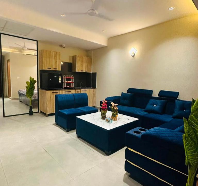 Kharar Apartment | The Blue Luxe Stay