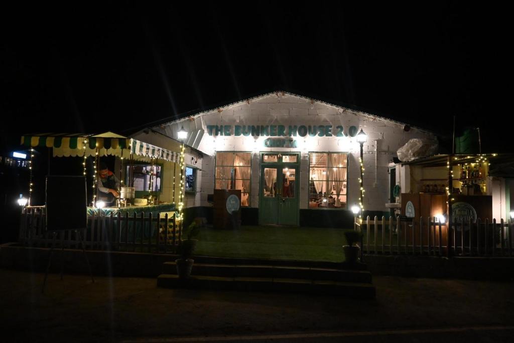 Dugalbitta Hotel | The Bunker House