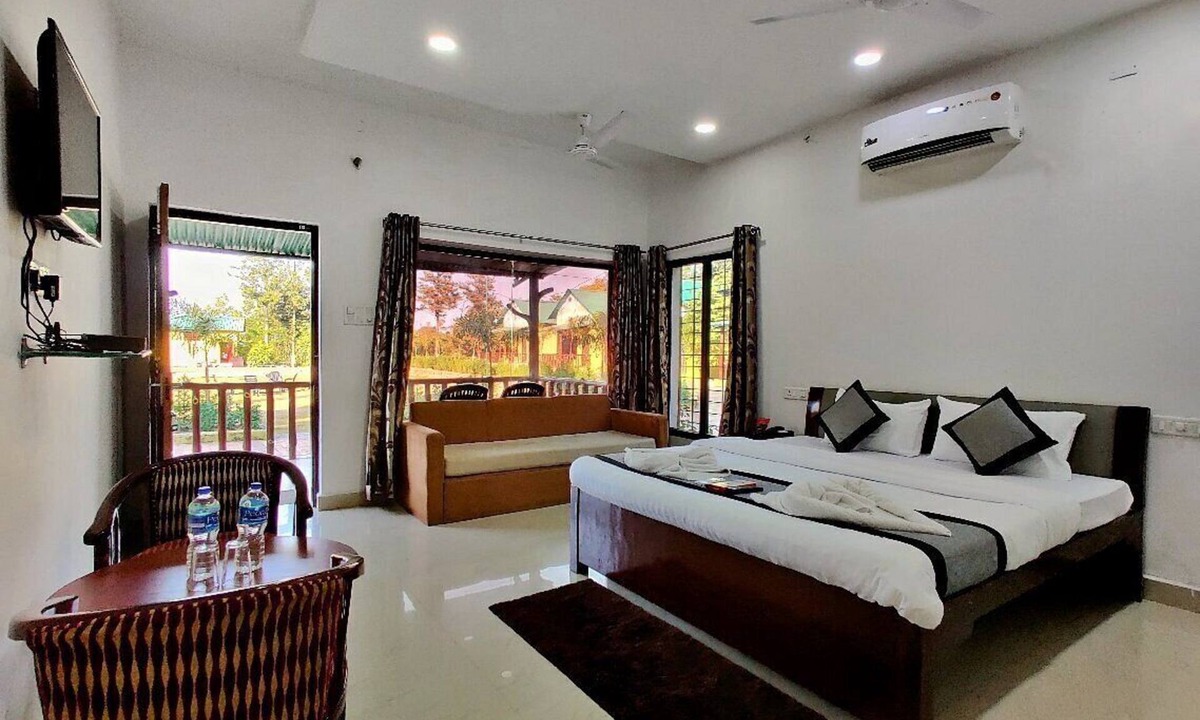 Jabalpur Hotel | The Grand Gopala