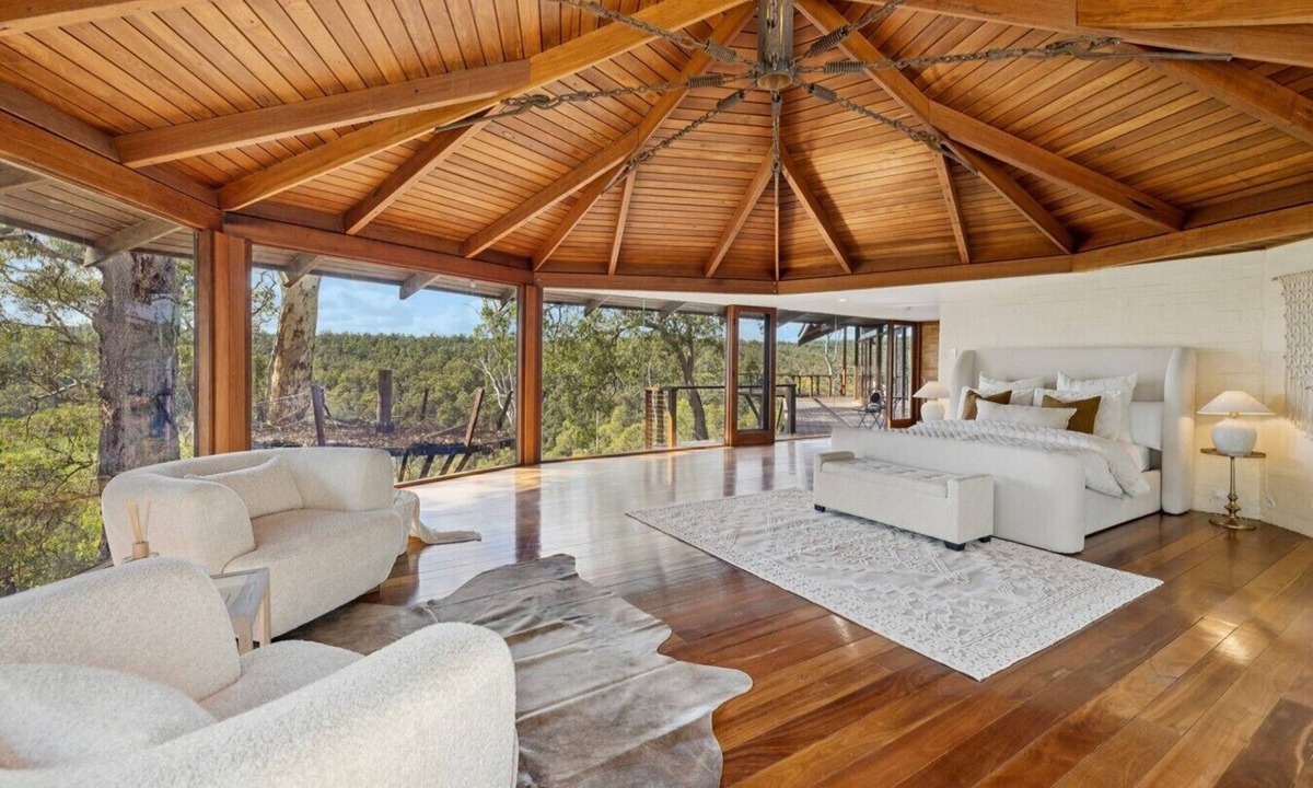 Bickley House | The Hills Opera House: A Treetop Sanctuary in Bickley Valley