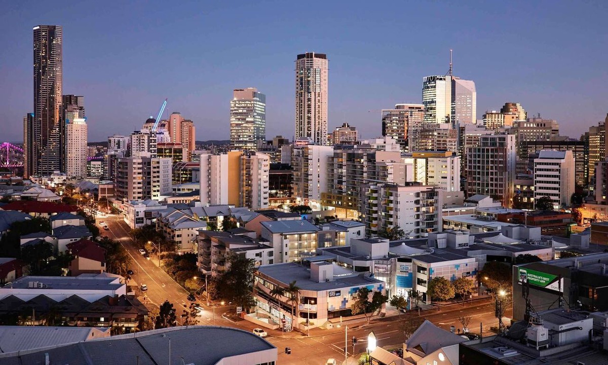 Spring Hill Hotel | The Johnson Brisbane - Art Series