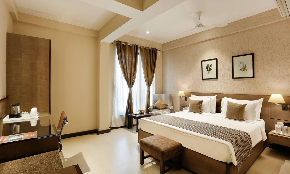Bareilly Hotel | The Manor Bareilly Hotel