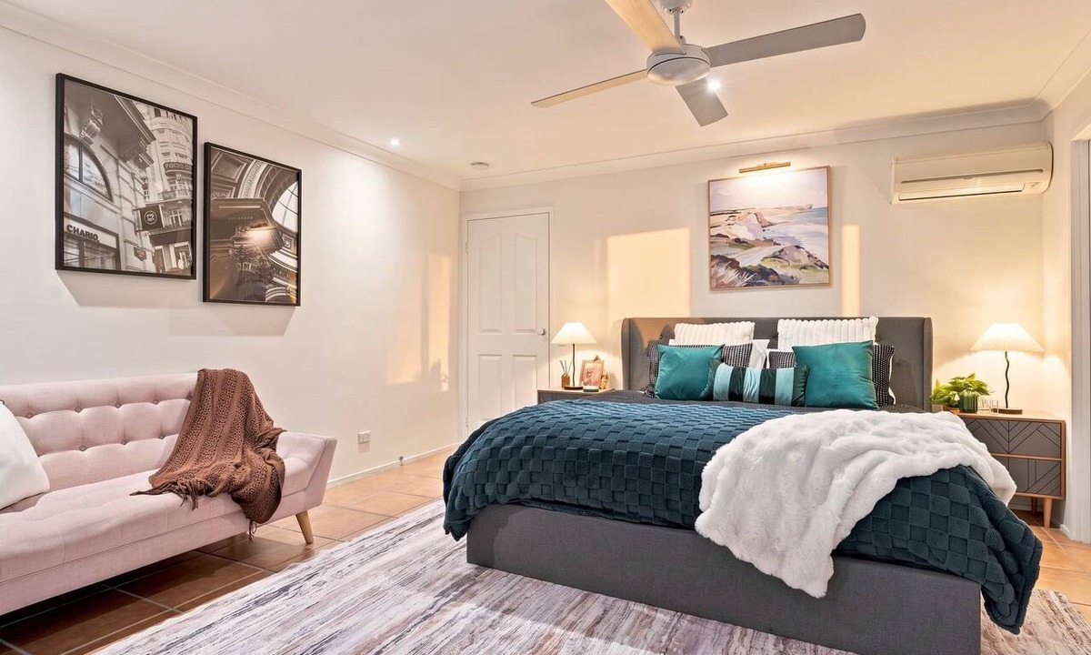 Broadbeach Waters Apartment | The Mojo River house, 4BR house in Gold Coast