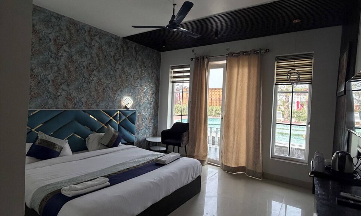 Varanasi Resort | The Pinaki resort & Club