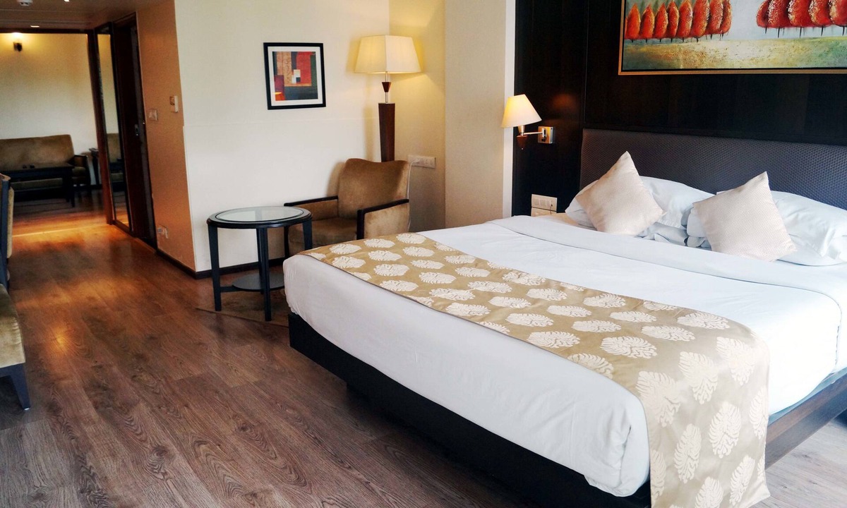 Navrangpura Hotel | The President - A Boutique Hotel