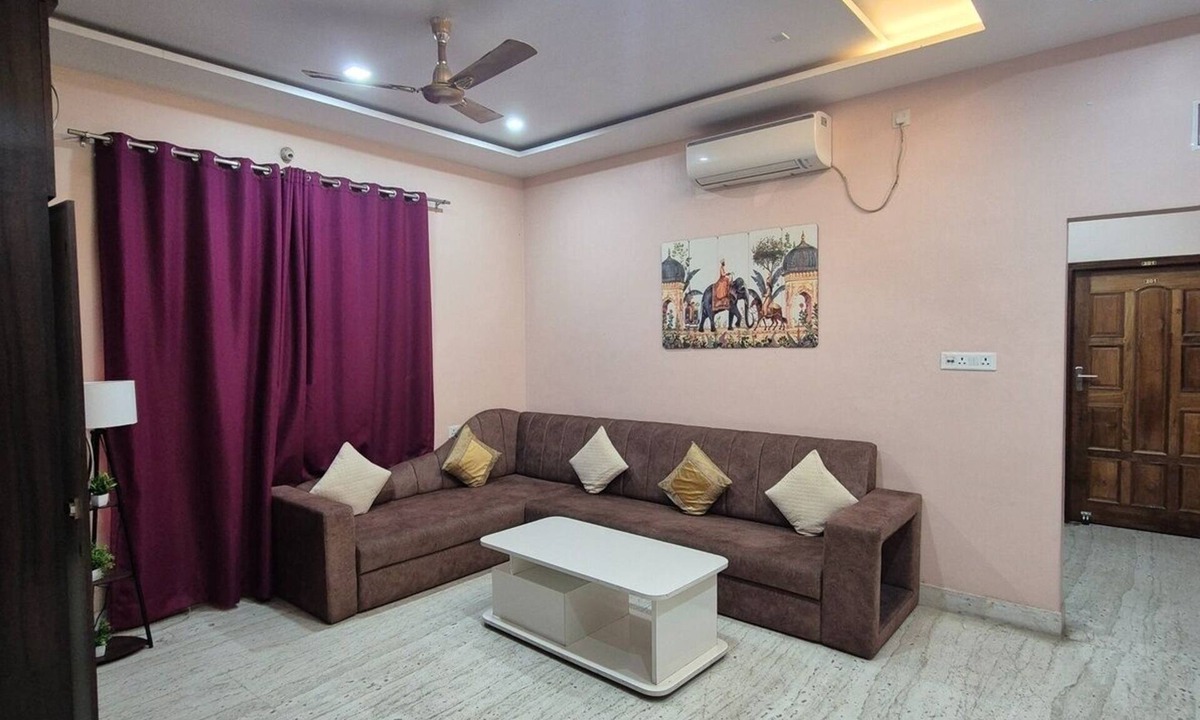 Varanasi Apartment | The Regal Serenity Suite - Luxury 3BHK Penthouse