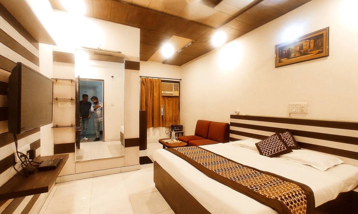 Ludhiana Hotel | THE SURYA PRIME Near AC Market