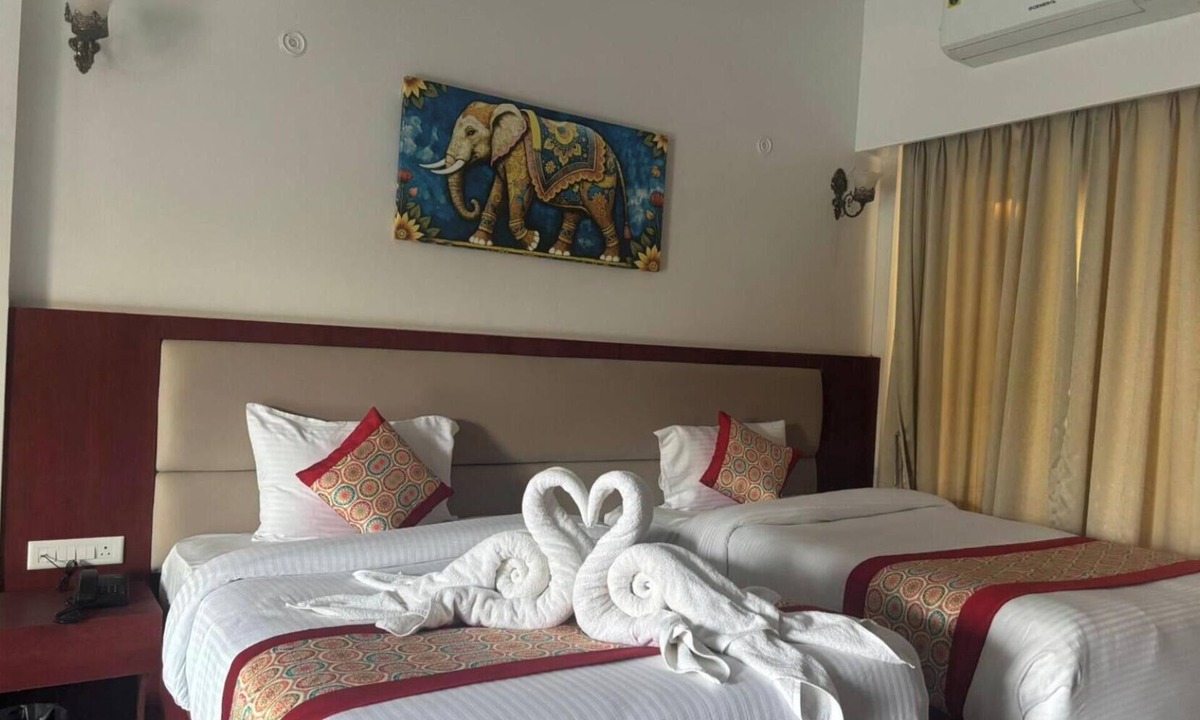 Varanasi Hotel | The Village Lake Resort Varanasi